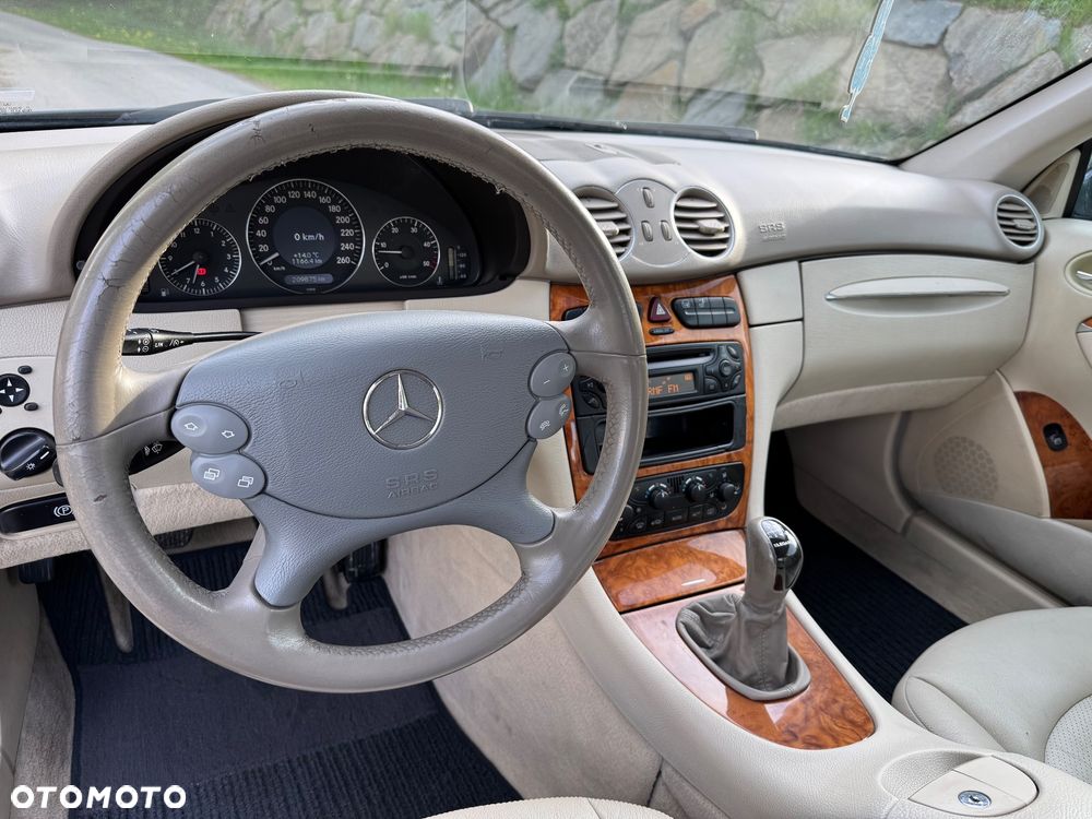 Mercedes-Benz CLK 270 CDI Elegance - 17
