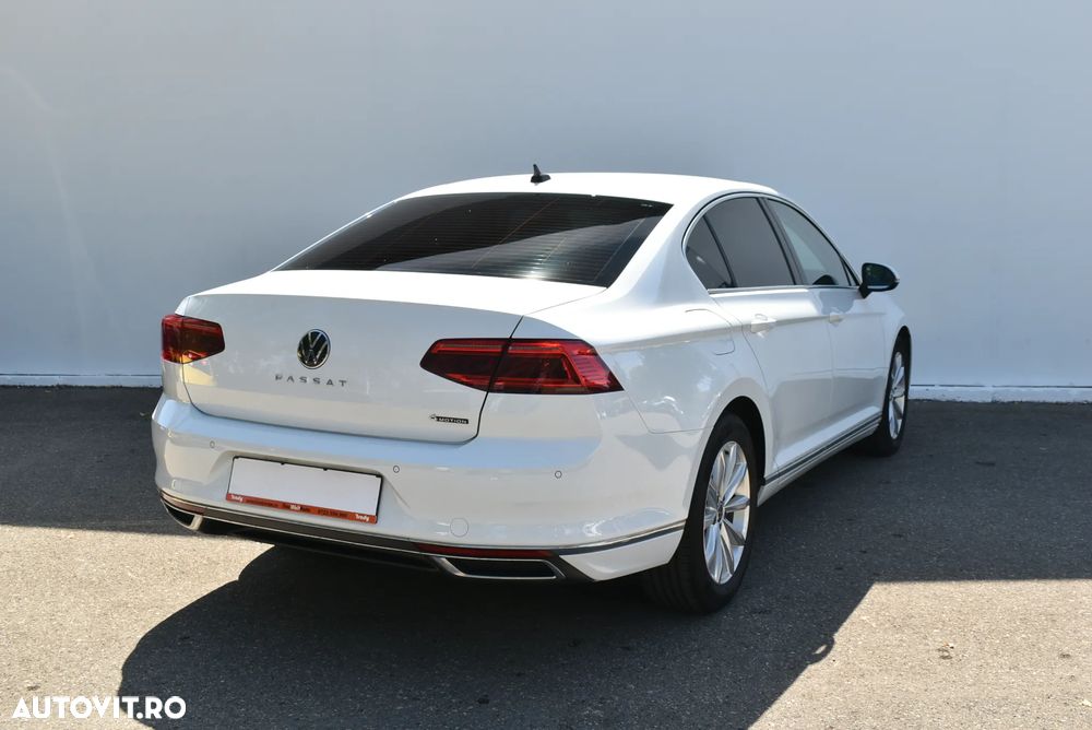 Volkswagen Passat 2.0 TSI ACT OPF DSG 4Mot Highline - 5