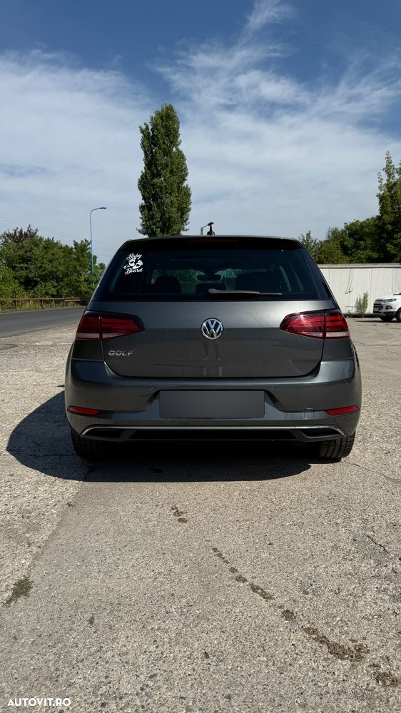 Volkswagen Golf - 14