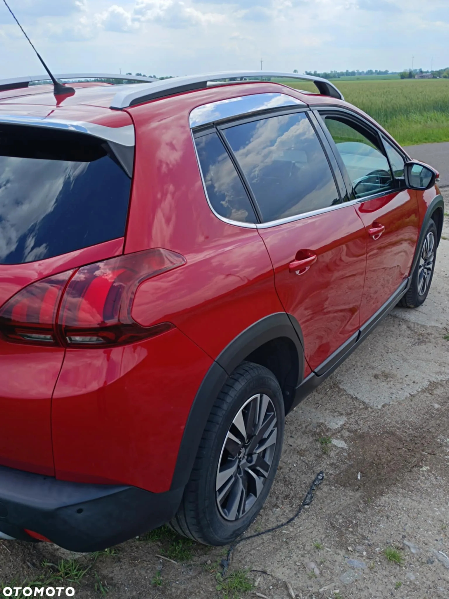 Peugeot 2008 1.2 Pure Tech GPF Allure S&S - 7