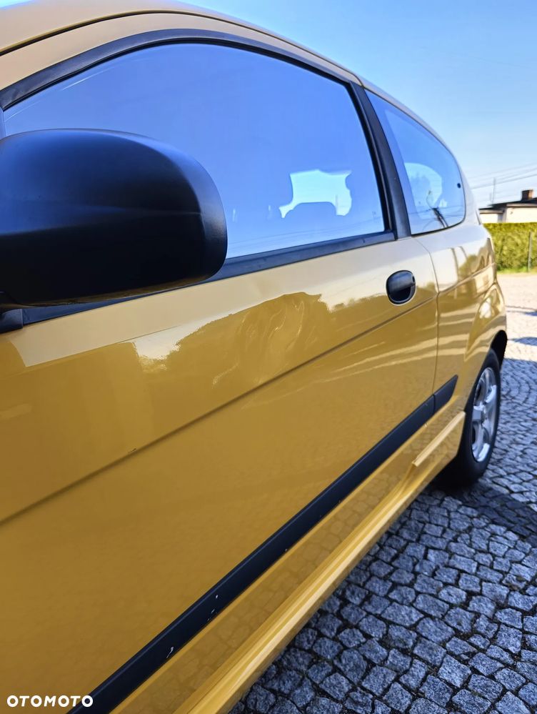 Chevrolet Aveo 1.2 16V Base - 2