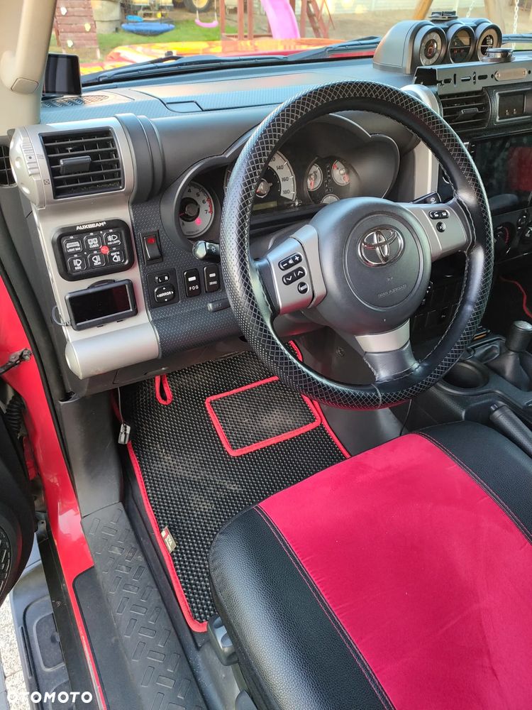Toyota FJ - 21