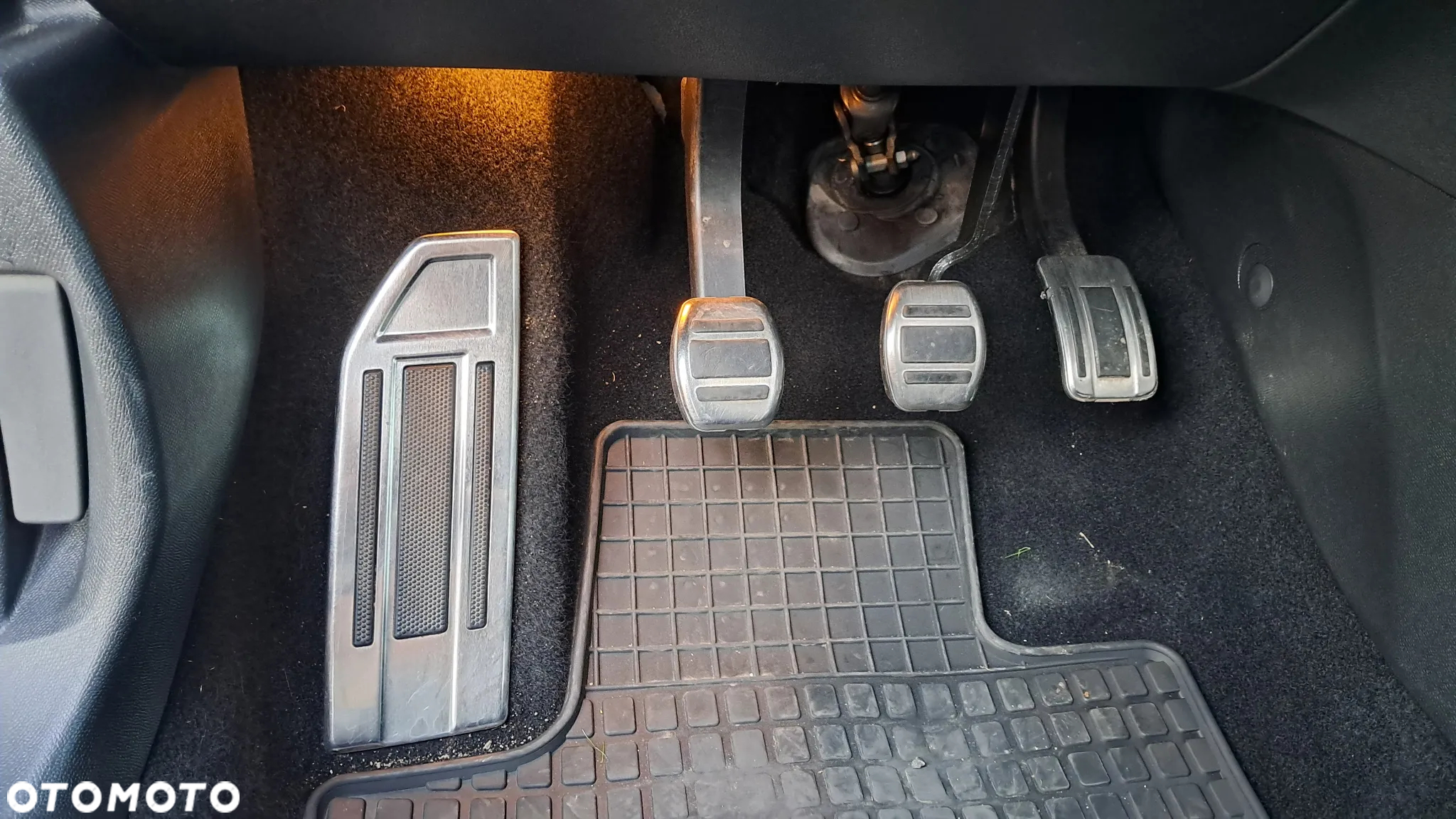 Peugeot 308 - 24