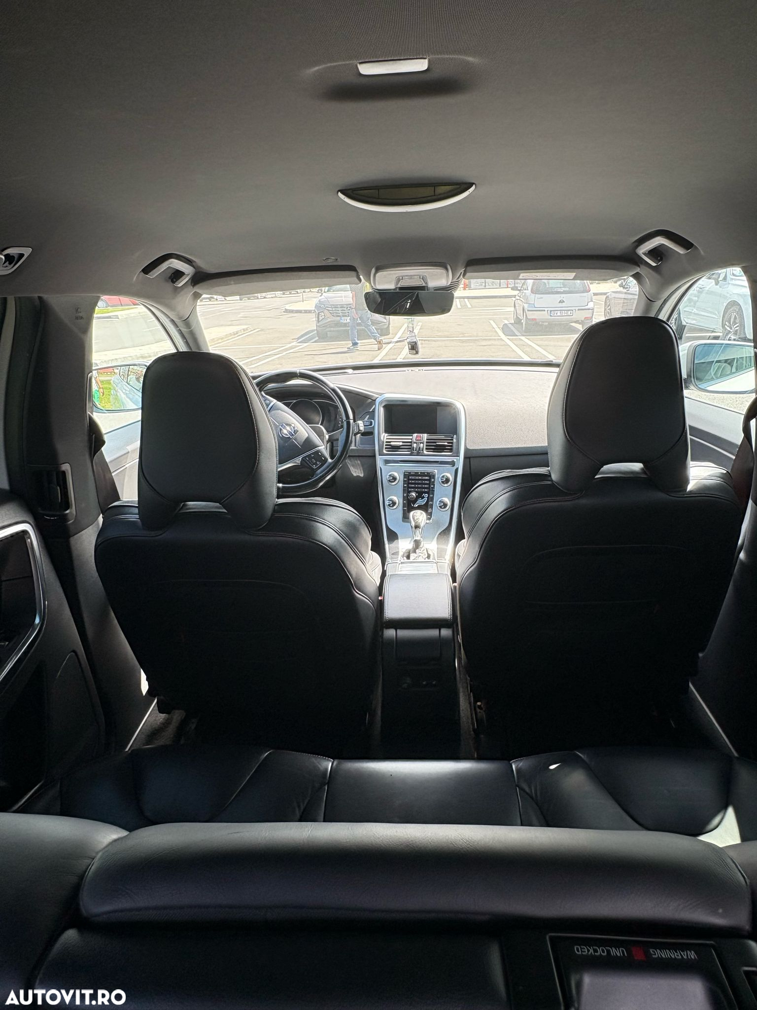Volvo XC 60 D4 AWD Geartronic Ocean Race - 6