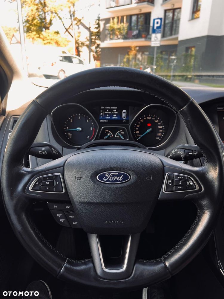 Ford Focus - 6