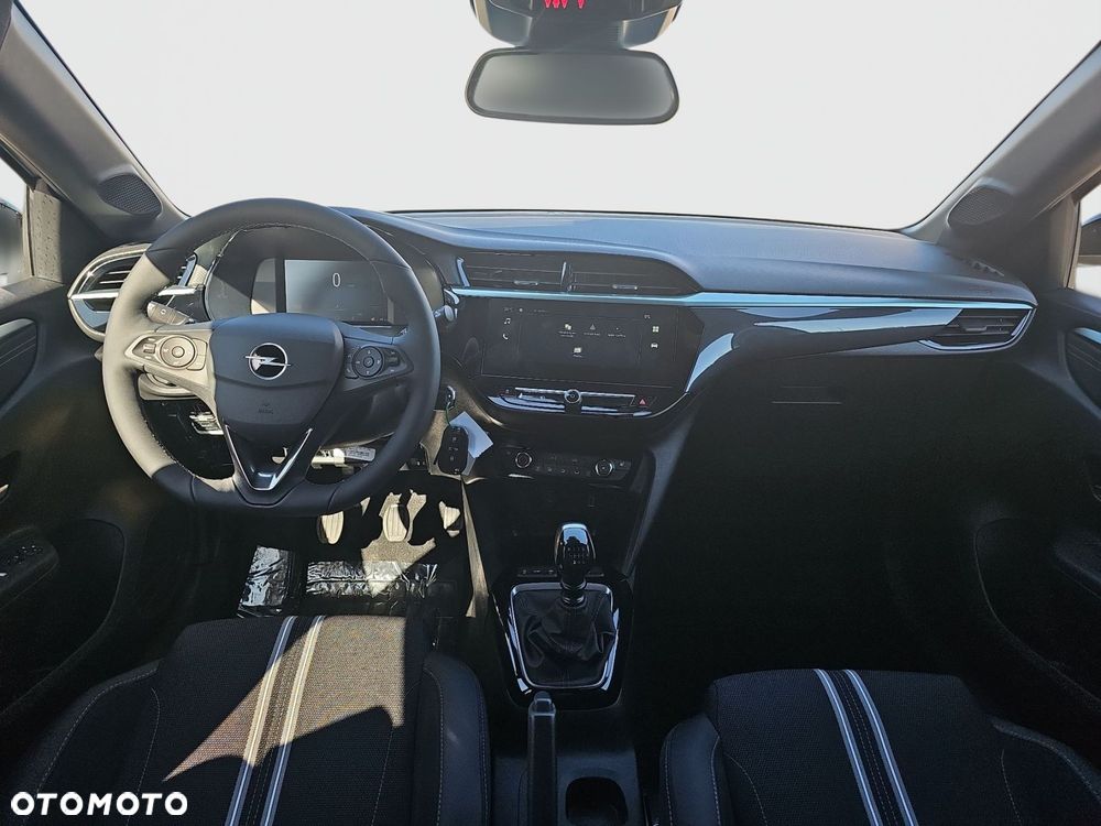 Opel Corsa - 12