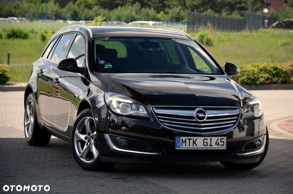 Opel Insignia - 1