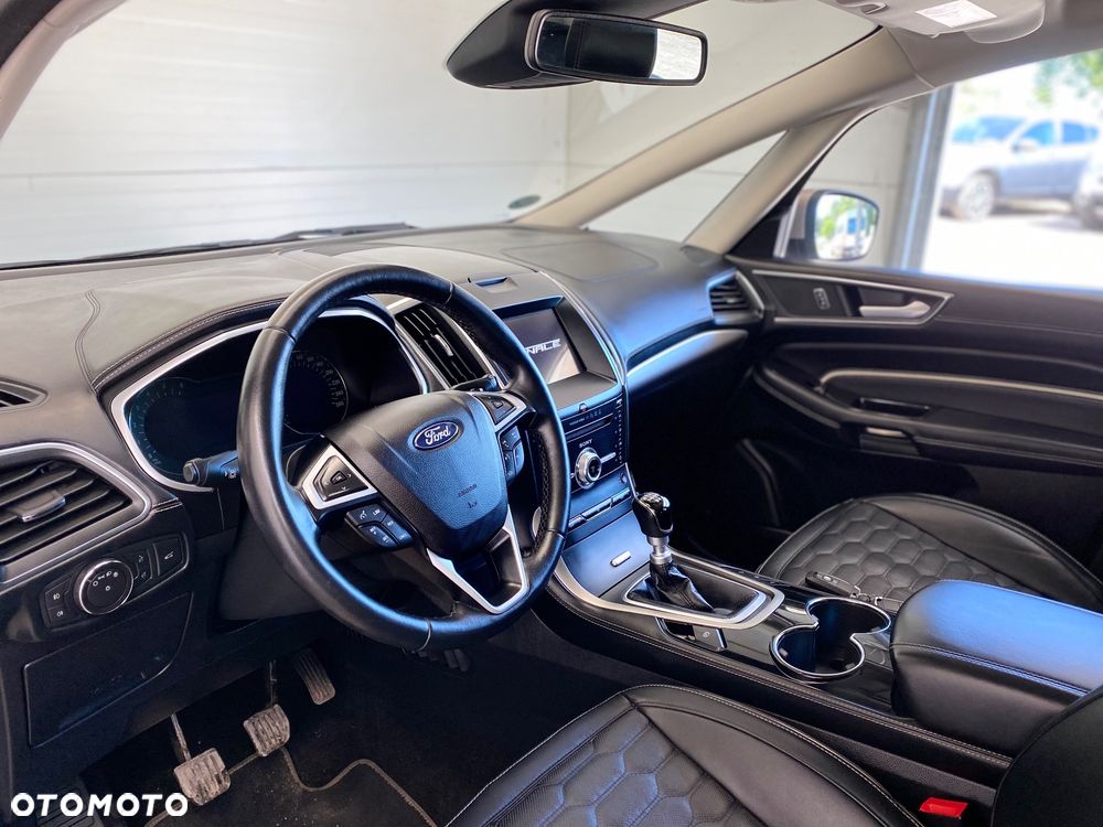 Ford S-Max 2.0 TDCi Vignale - 27