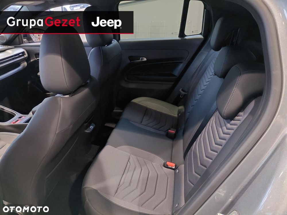 Jeep Avenger - 11