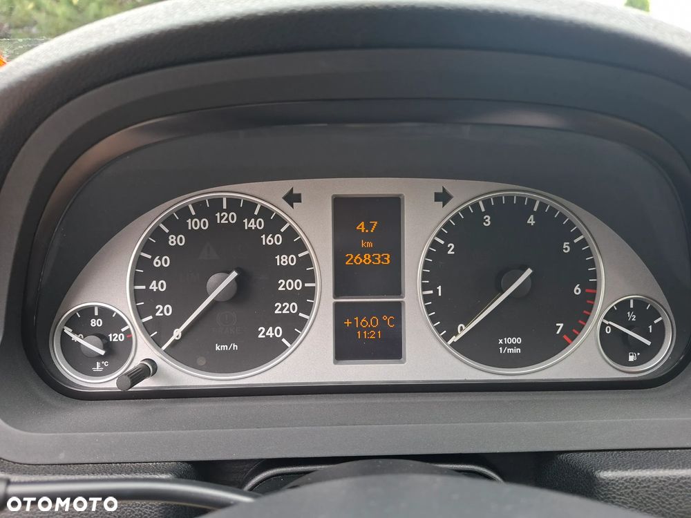 Mercedes-Benz Klasa B 200 Autotronic Special Edition - 30