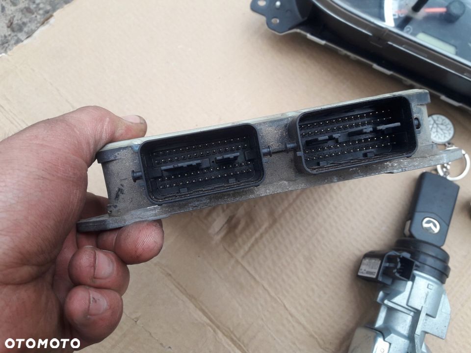 Mazda 5 05-10 CR 2.0 16V Komputer Sterownik LFD7 - 2