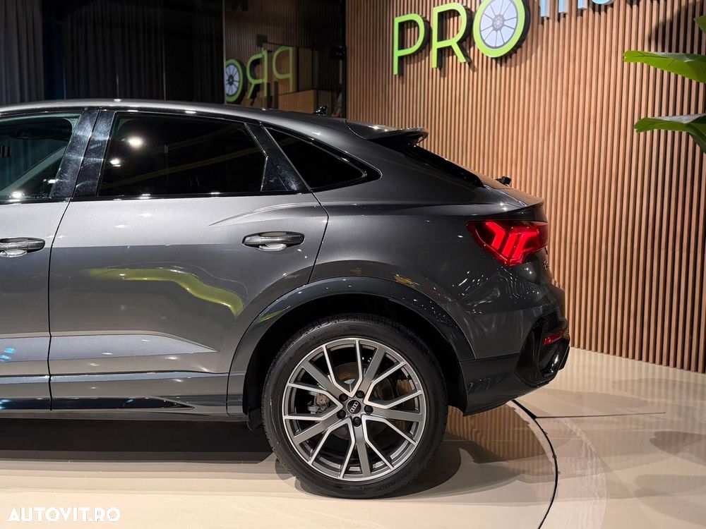 Audi Q3 Sportback - 25