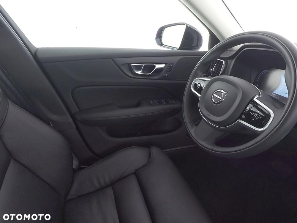 Volvo V60 Cross Country B4 D AWD Geartronic Pro - 12