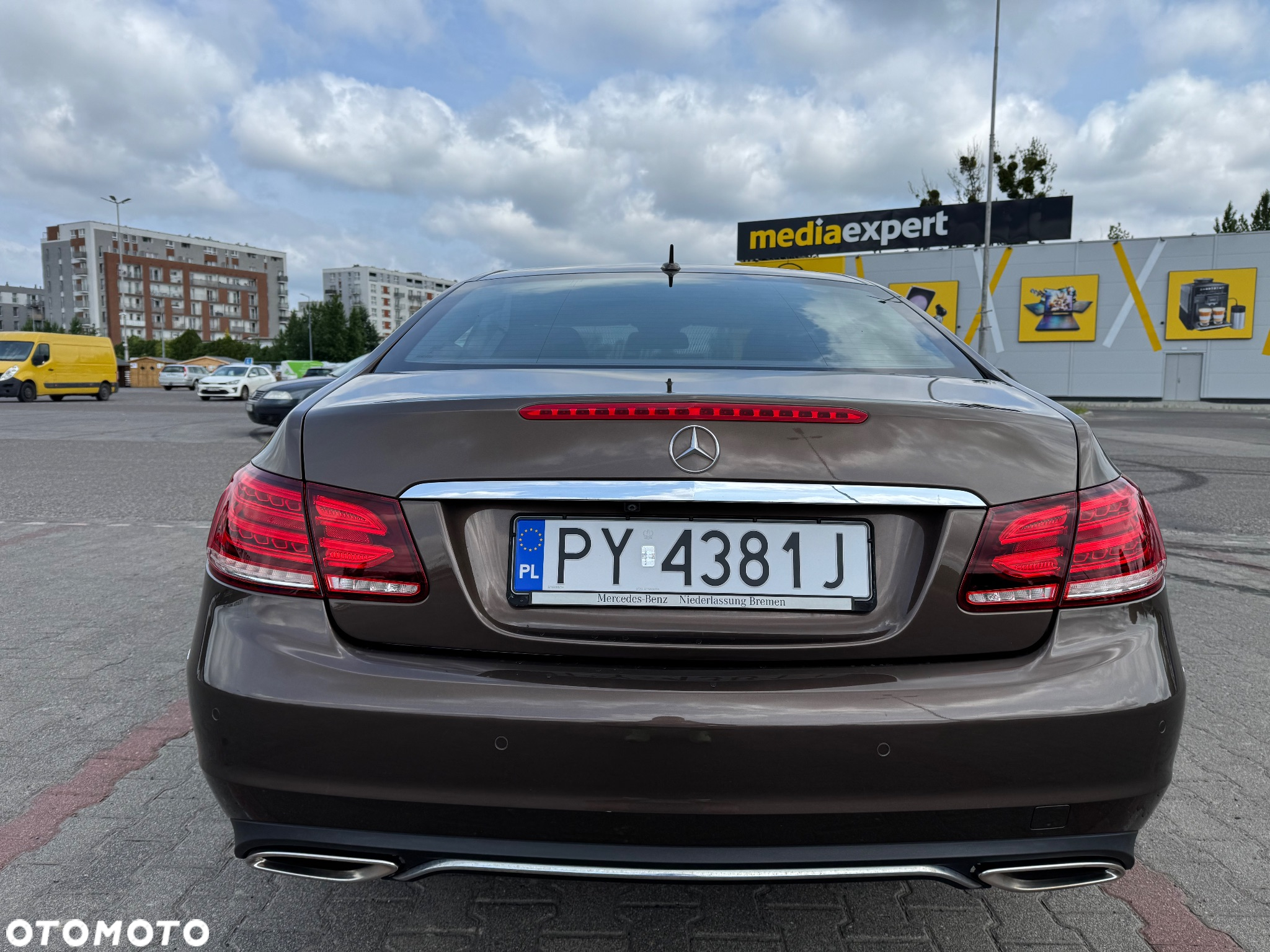 Mercedes-Benz Klasa E 200 Coupe 7G-TRONIC - 8