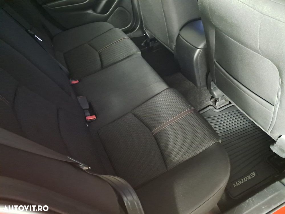 Mazda 3 - 18