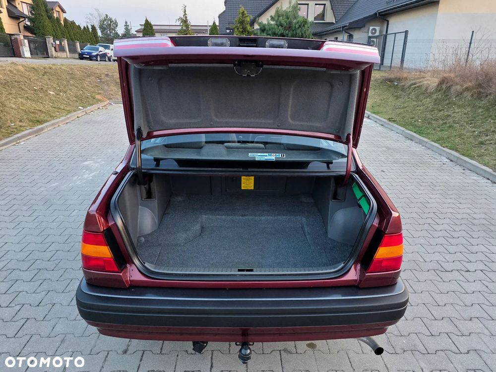 Volvo 945 - 13