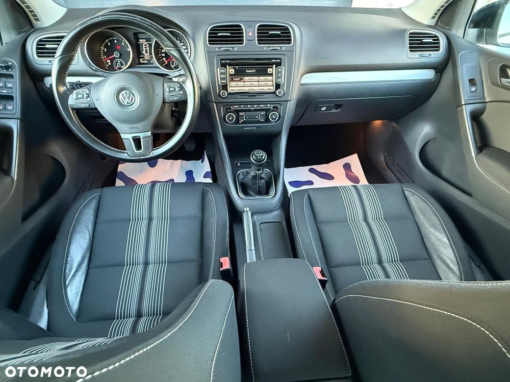 Volkswagen Golf - 19