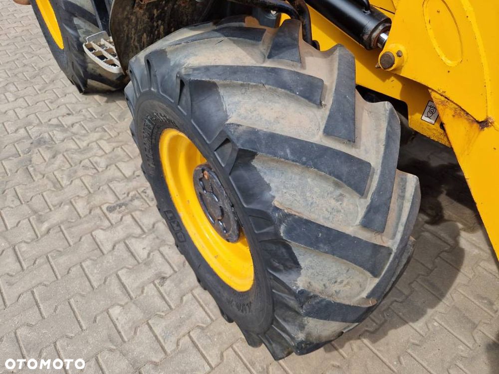 JCB 3CX - 13