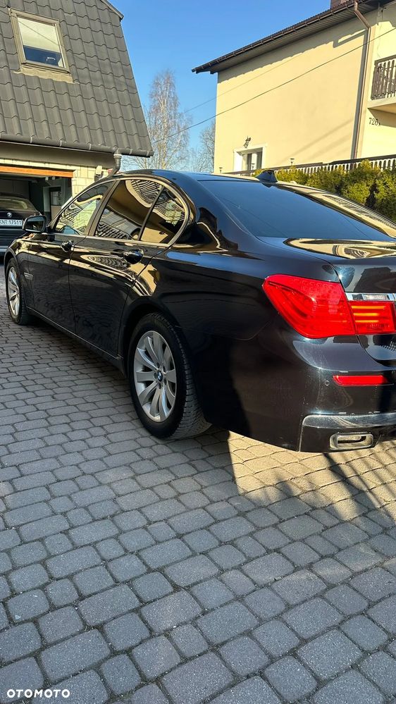 BMW Seria 7 - 8