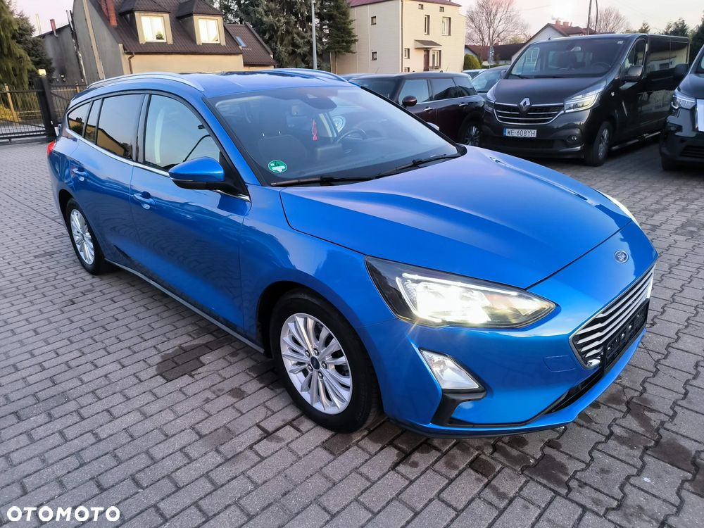 Ford Focus 1.5 EcoBlue Start-Stopp-System TITANIUM DESIGN - 3