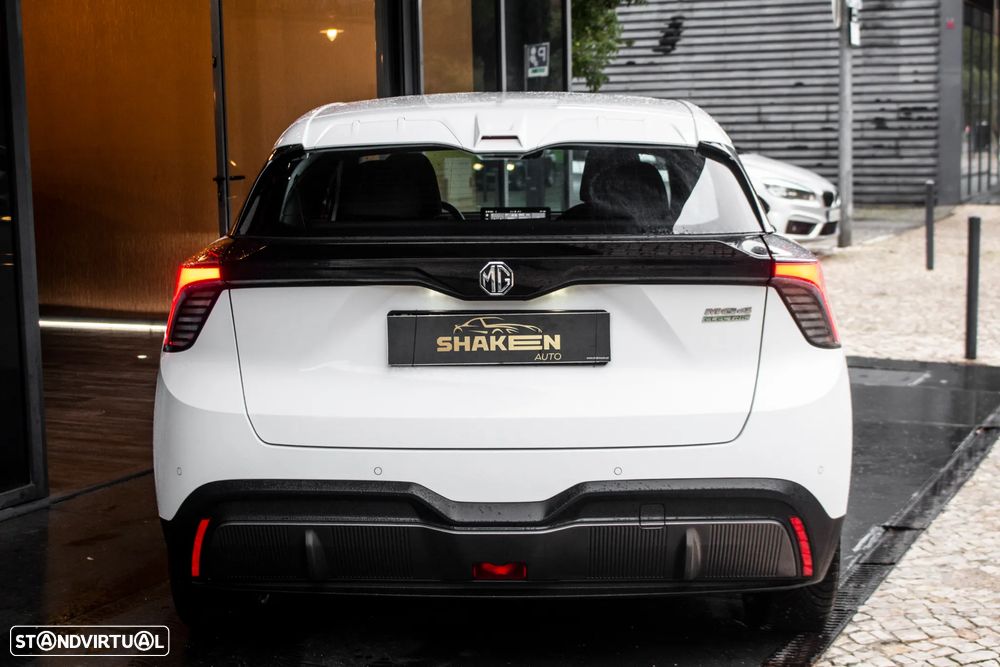 MG MG4 4 Standard - 10