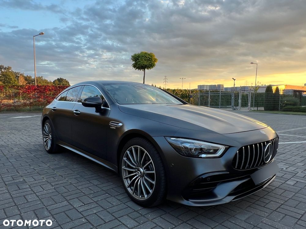 Mercedes-Benz AMG GT 43 4-Matic+ - 28