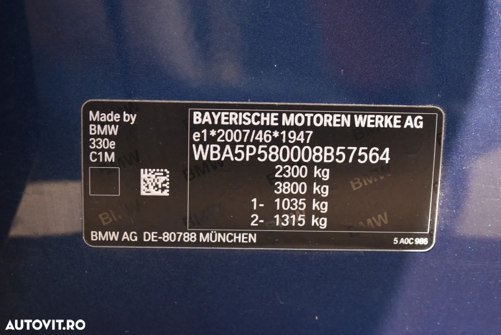 BMW Seria 3 330e Aut. - 20