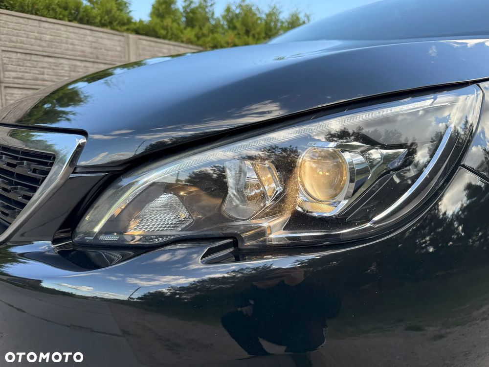 Peugeot 308 SW 1.5 BlueHDi Allure Pack S&S EAT8 - 13
