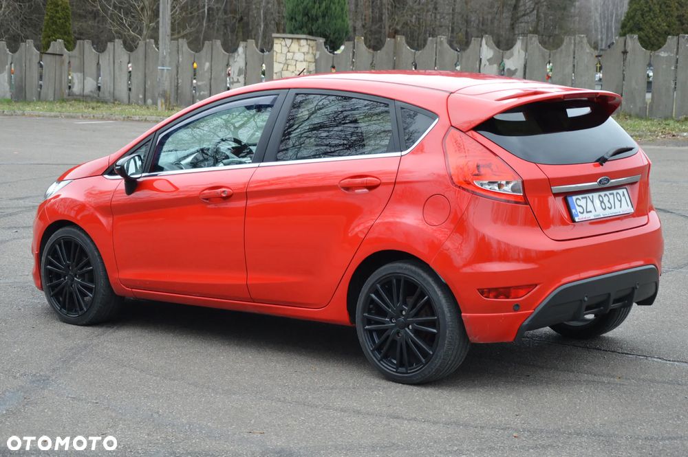 Ford Fiesta - 11