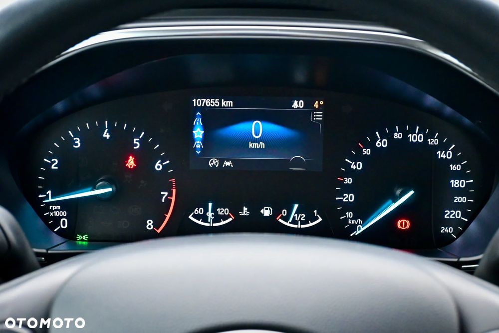 Ford Focus 1.5 EcoBoost Titanium - 23