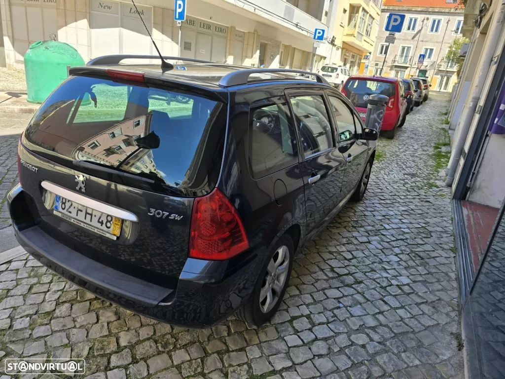 Peugeot 307 SW 1.6 HDi FAP SE Navteq - 6