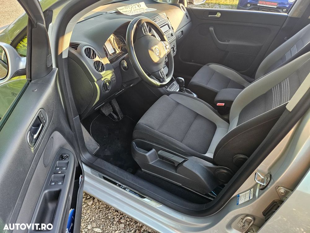 Volkswagen Golf Plus - 9