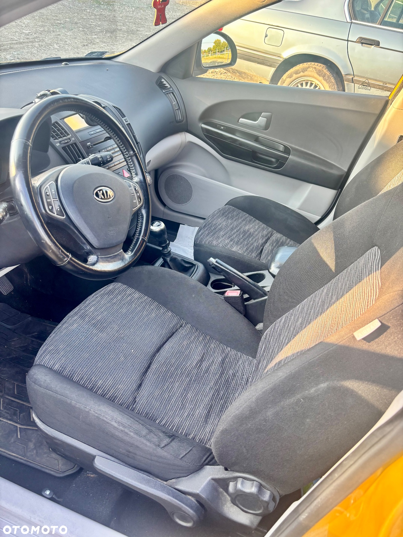 Kia Ceed - 9