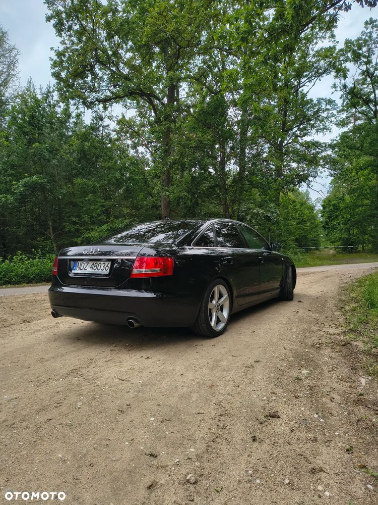 Audi A6 Limousine 2.4 - 4