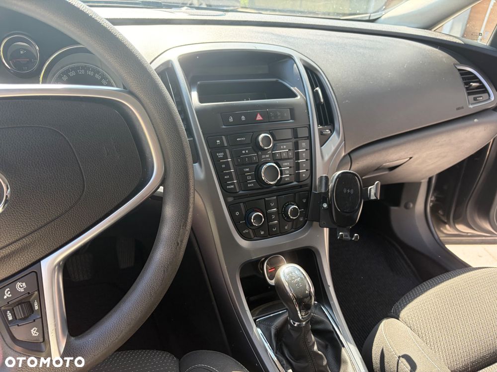 Opel Astra 1.6 - 10