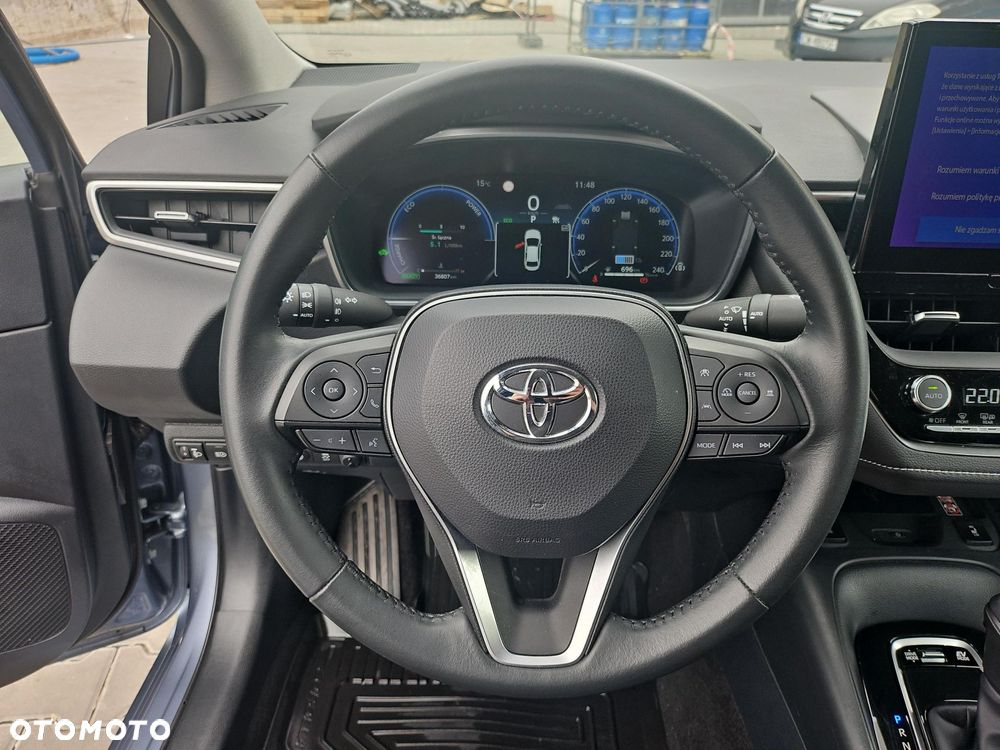 Toyota Corolla 1.8 Hybrid Comfort - 17