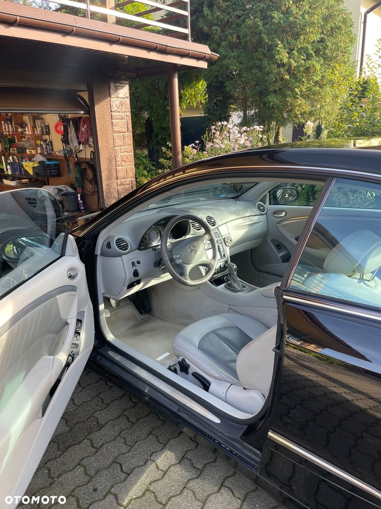 Mercedes-Benz CLK 270 CDI Avantgarde - 5