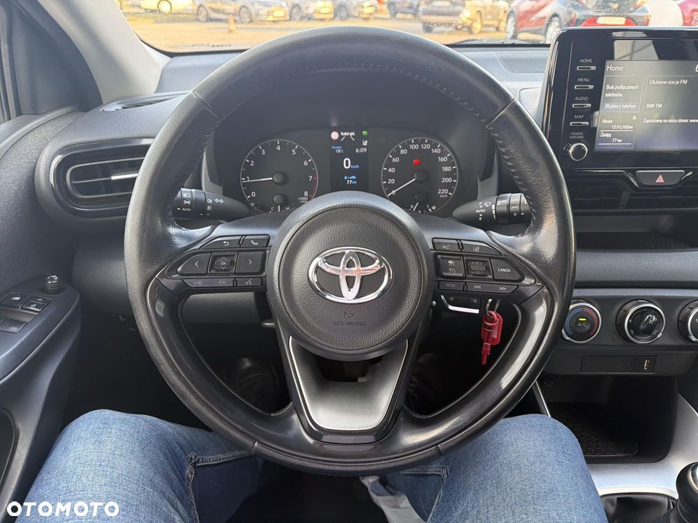 Toyota Yaris - 14