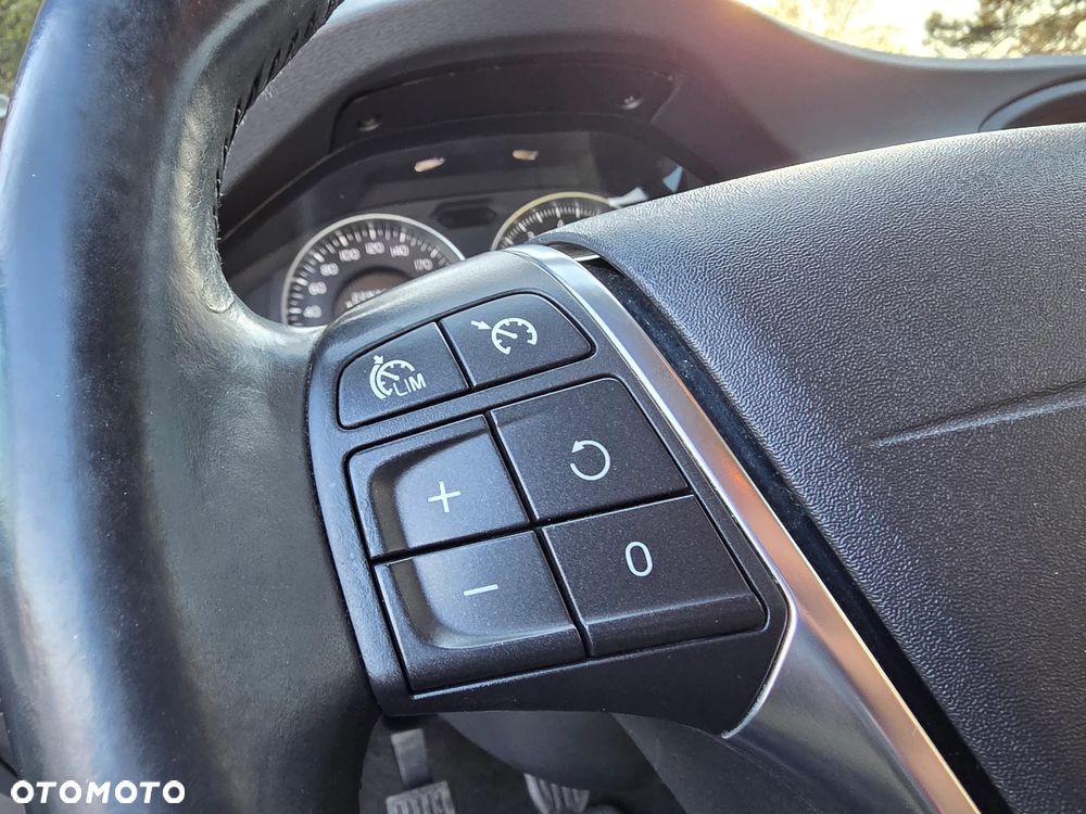 Volvo V60 T3 Ocean Race - 23