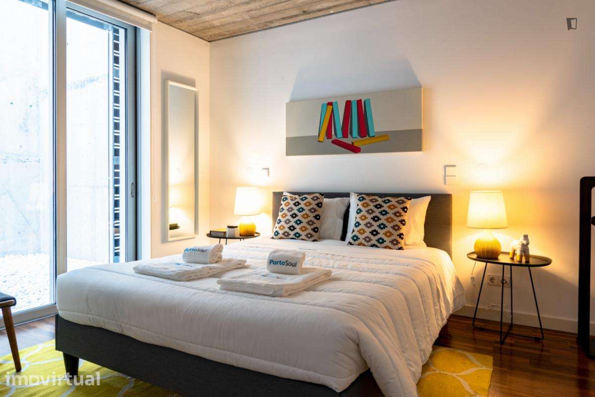 Apartamento com 1 quartos - localizado em Santo Ildefonso Porto - Grande imagem: 4/5