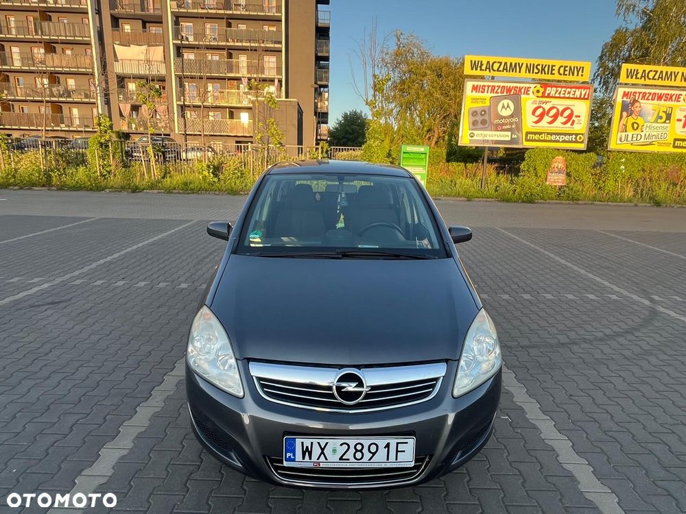 Opel Zafira 1.8 Elegance - 1