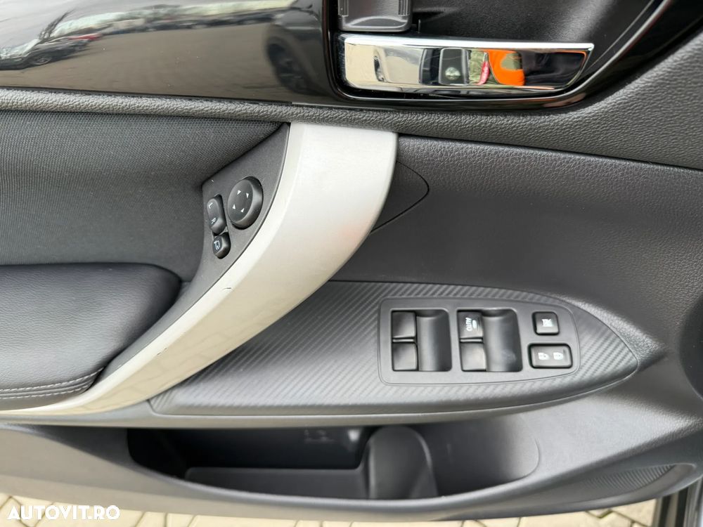 Mitsubishi Eclipse-Cross 4WD Intro Edition - 27