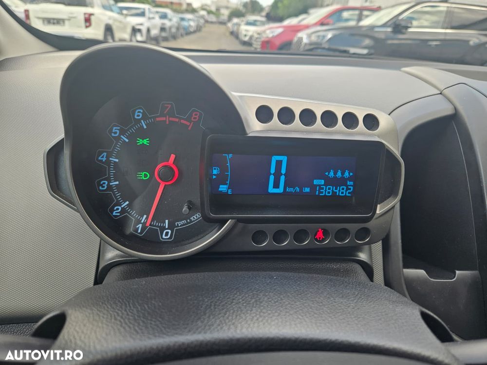 Chevrolet Aveo 1.2 DOHC 86 CP MT5 LS - 7