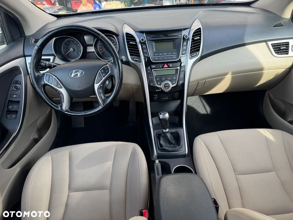 Hyundai i30 1.6 Style - 11