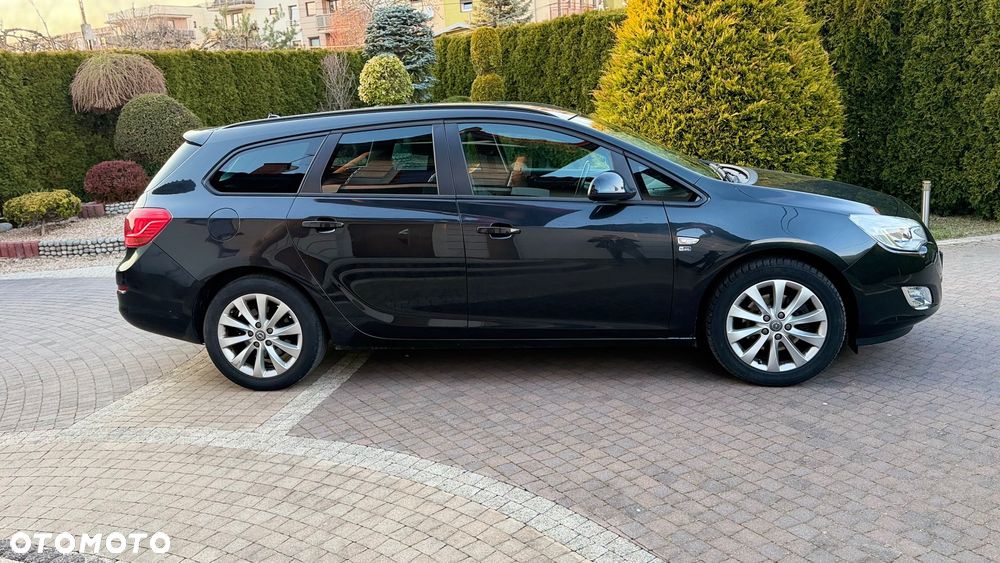 Opel Astra 1.7 CDTI DPF 150 Jahre - 5