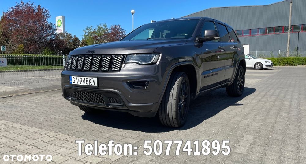 Jeep Grand Cherokee - 1