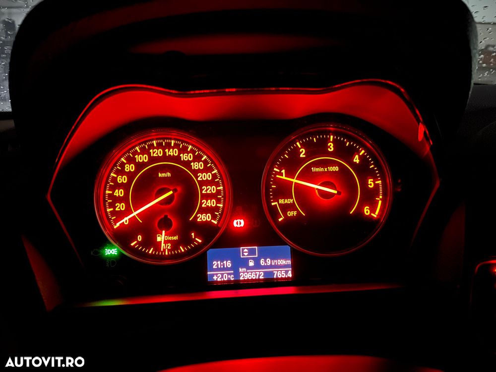 BMW Seria 1 120d Sport Line - 29