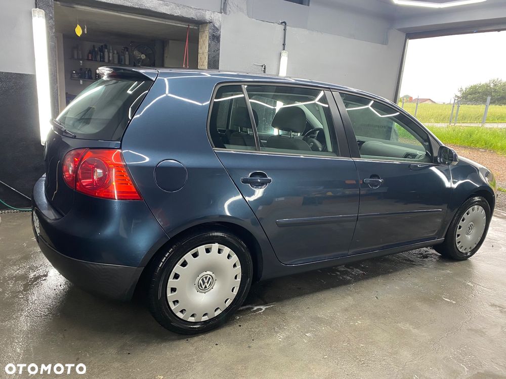 Volkswagen Golf 1.6 Trendline - 4