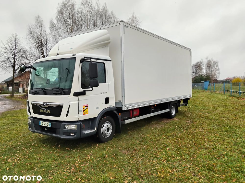 MAN TGL 220 - 2