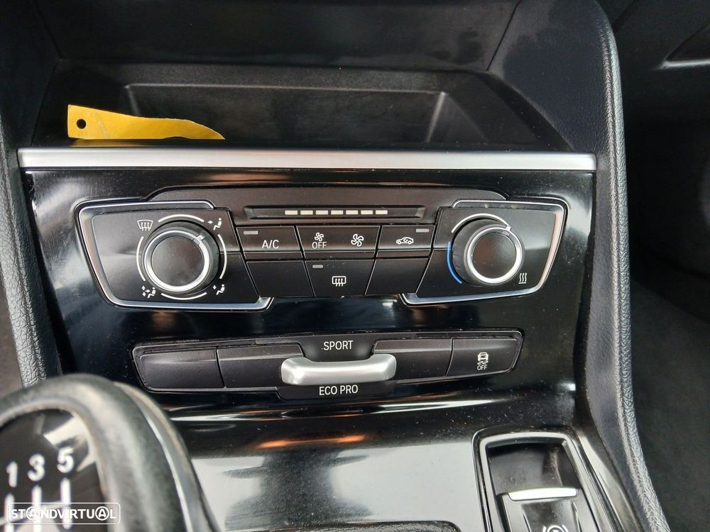 BMW 216 Active Tourer d - 24